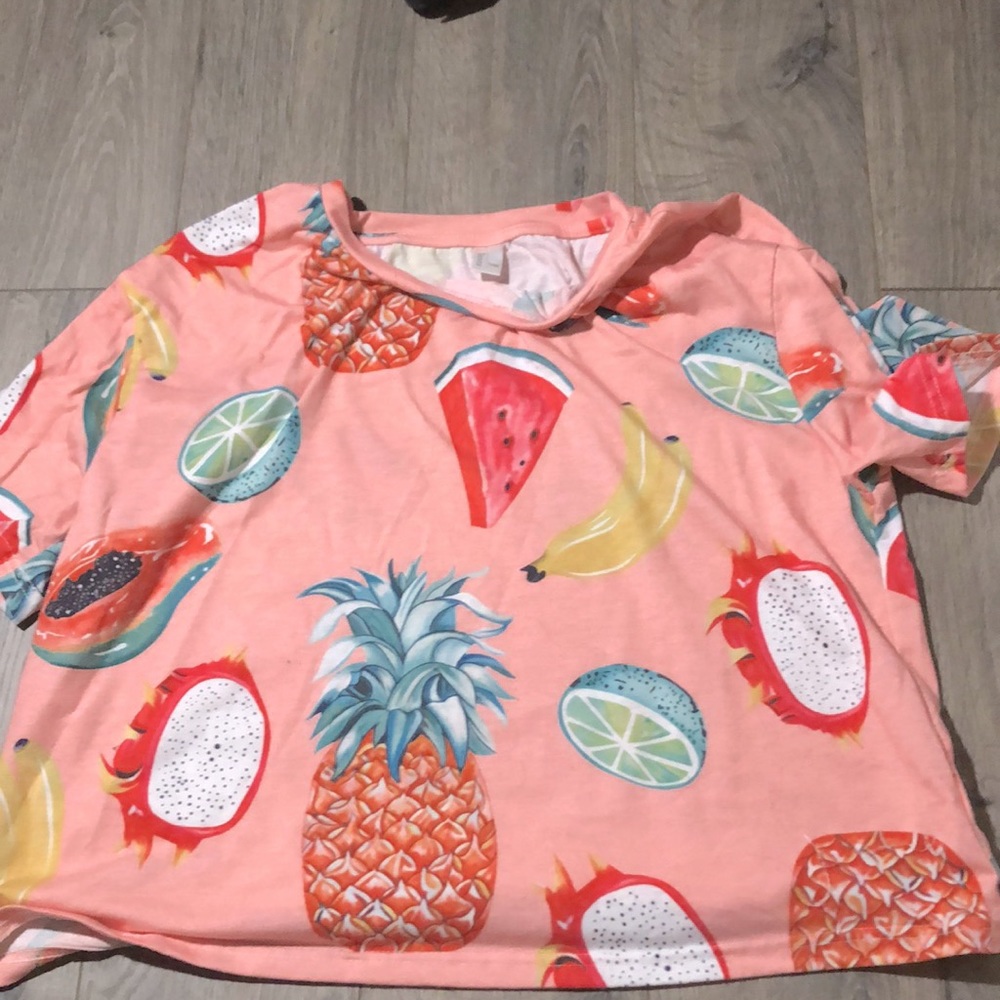Fruit Top • Women’s L